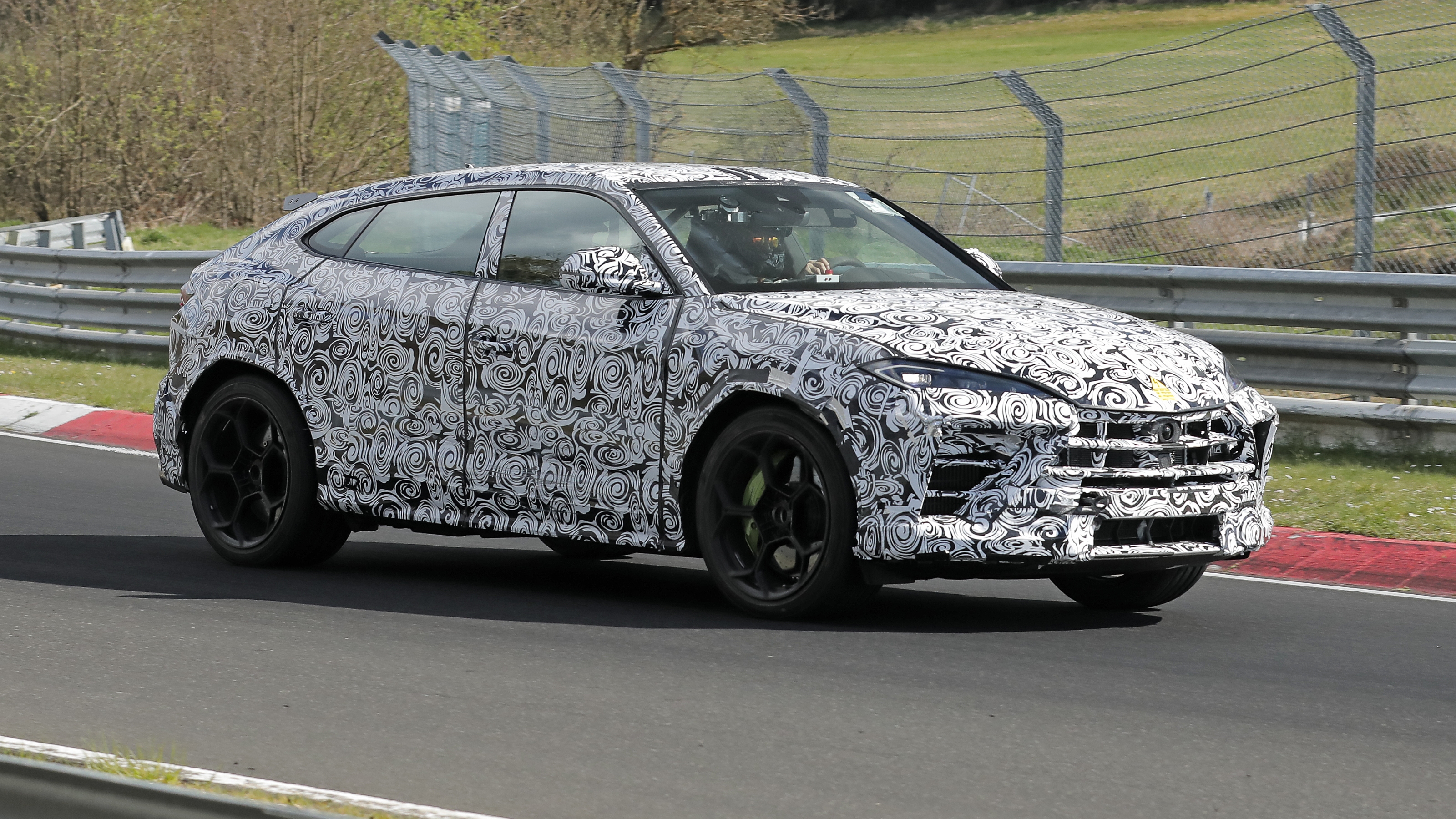 2026 Lamborghini Urus Performante 