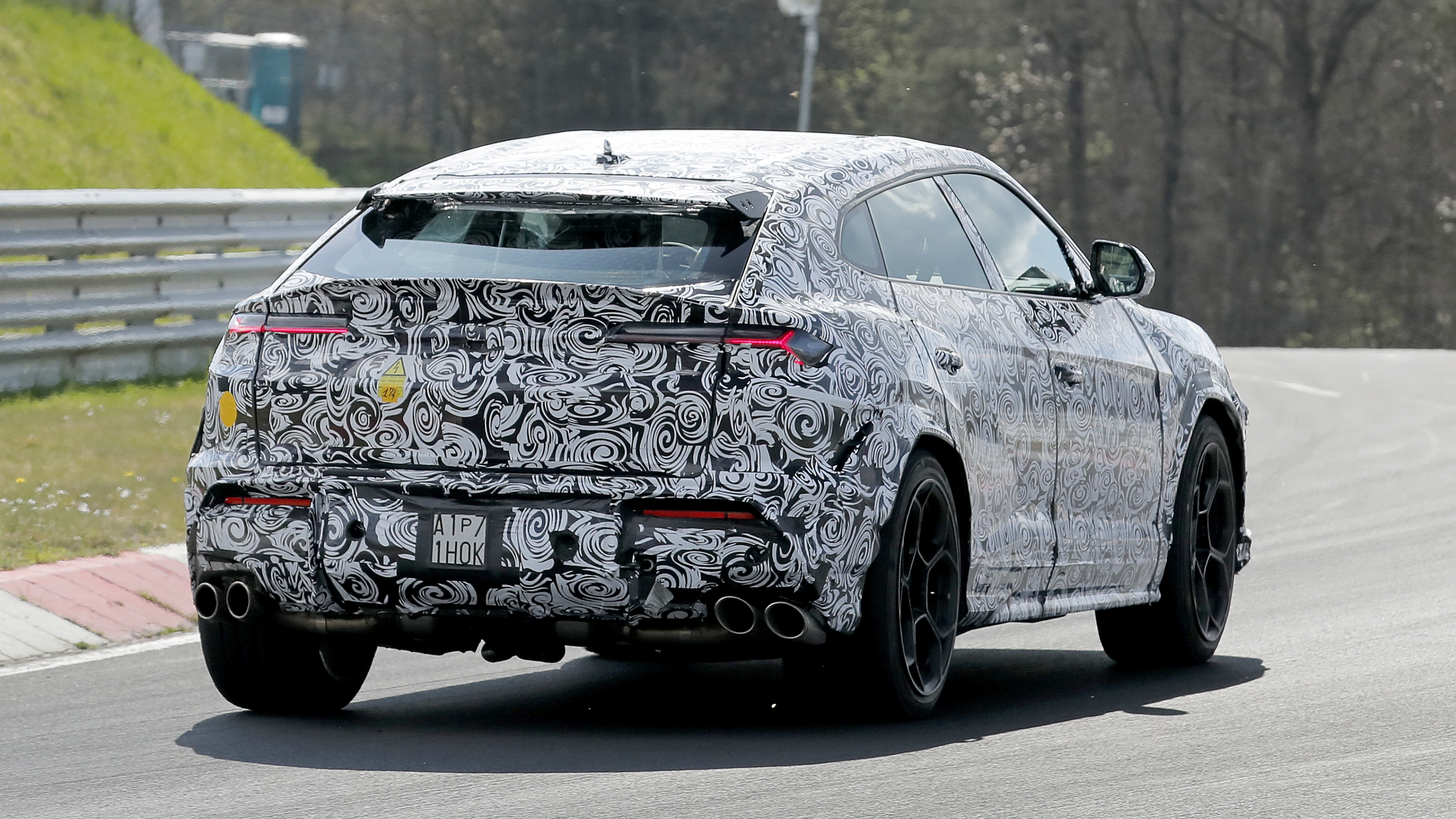 2026 Lamborghini Urus Performante rear