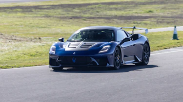 Maserati MC20 GT2 Stradale