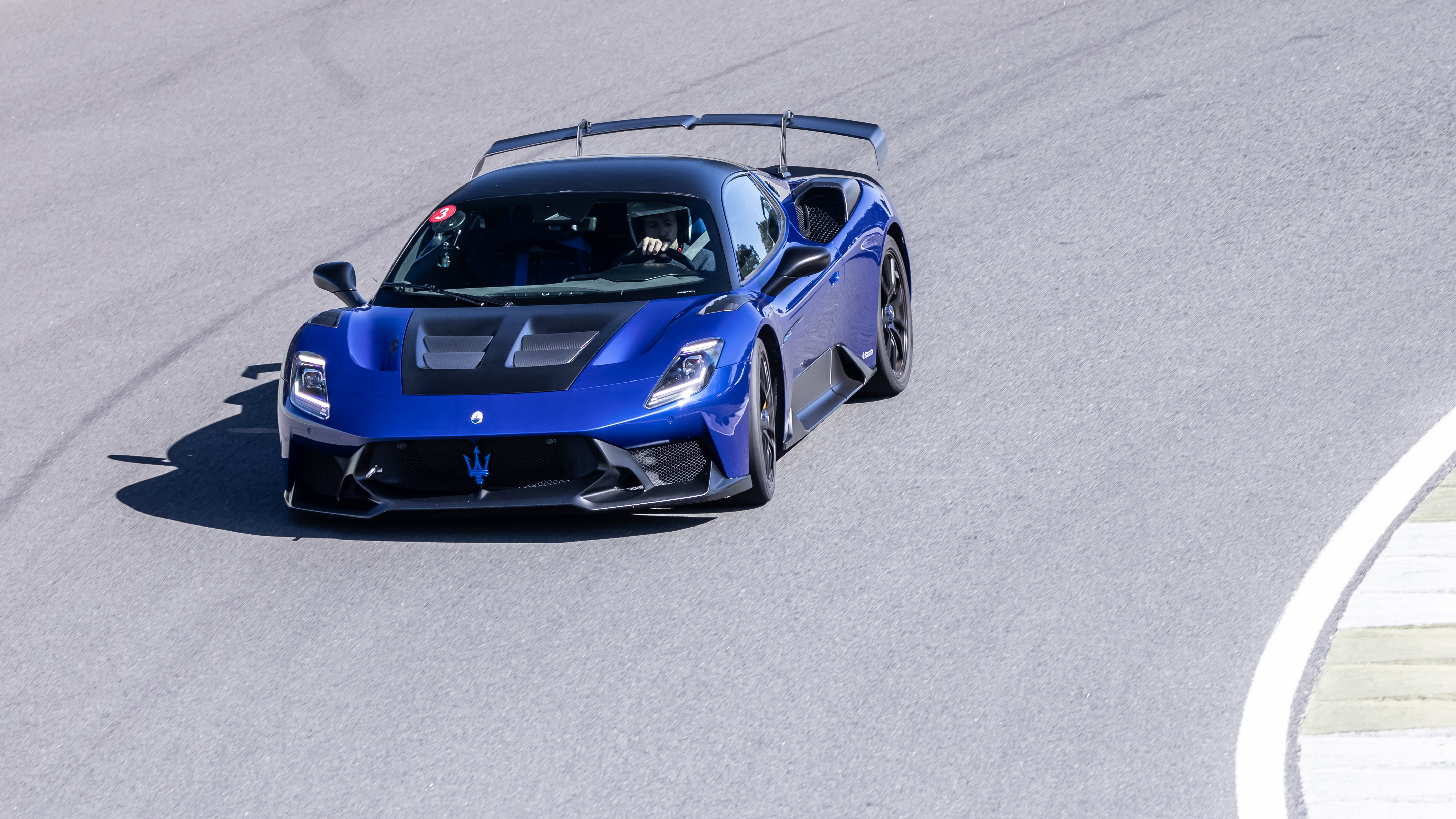 Maserati MC20 GT2 Stradale
