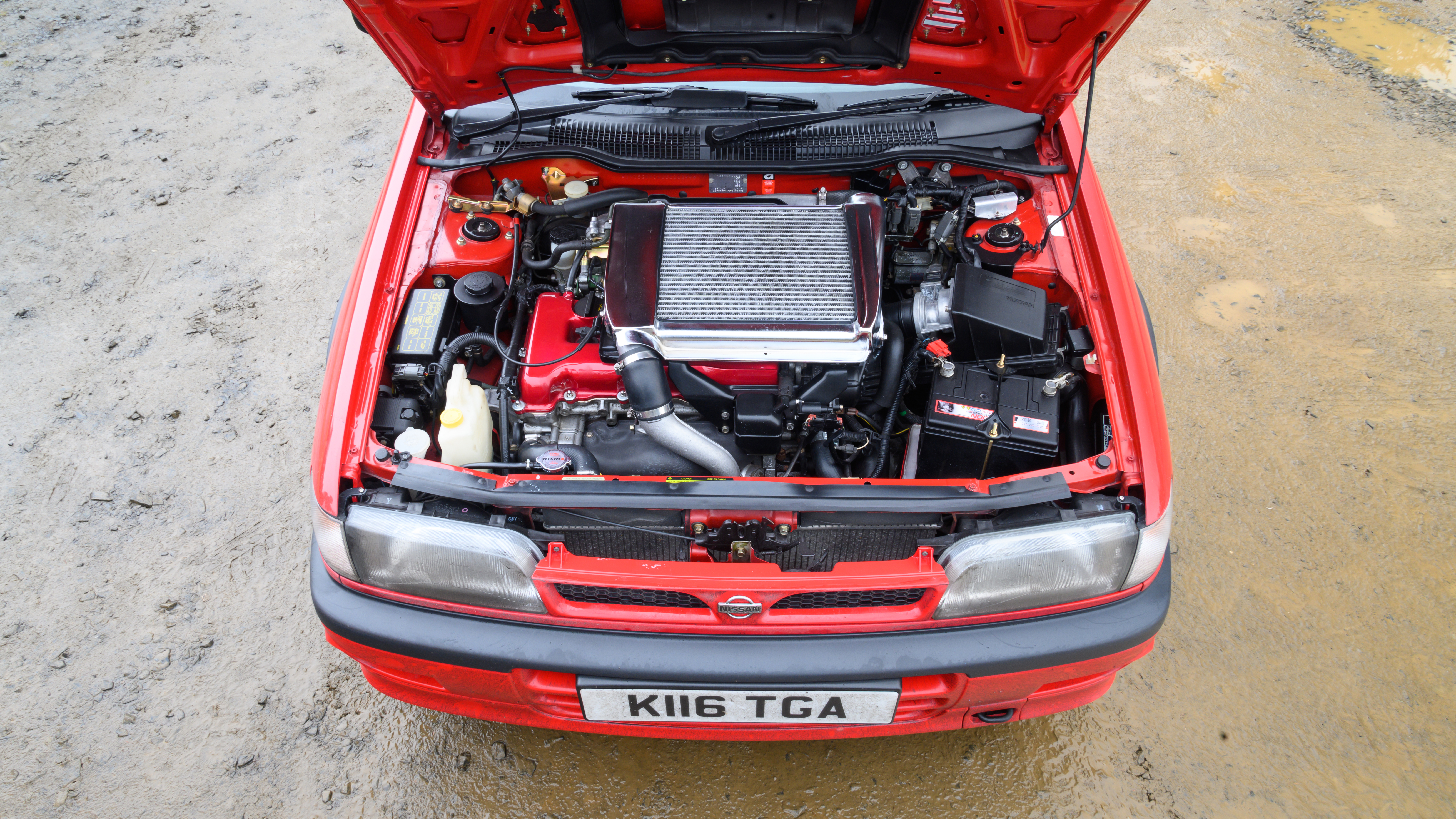 Nissan Sunny GTI R