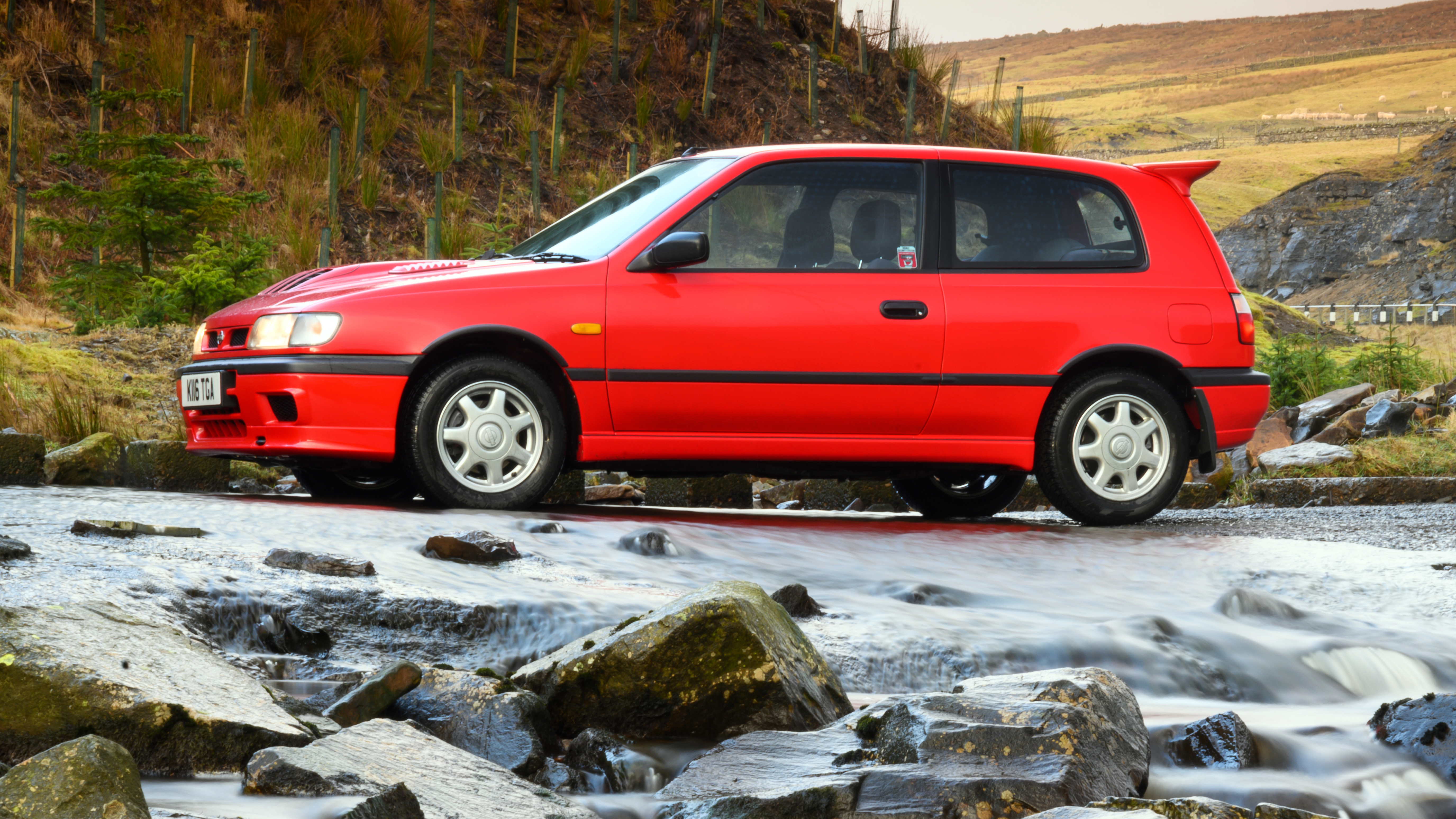 Nissan Sunny GTI R