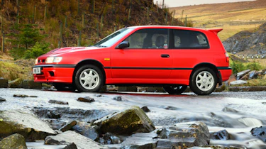 Nissan Sunny GTI R