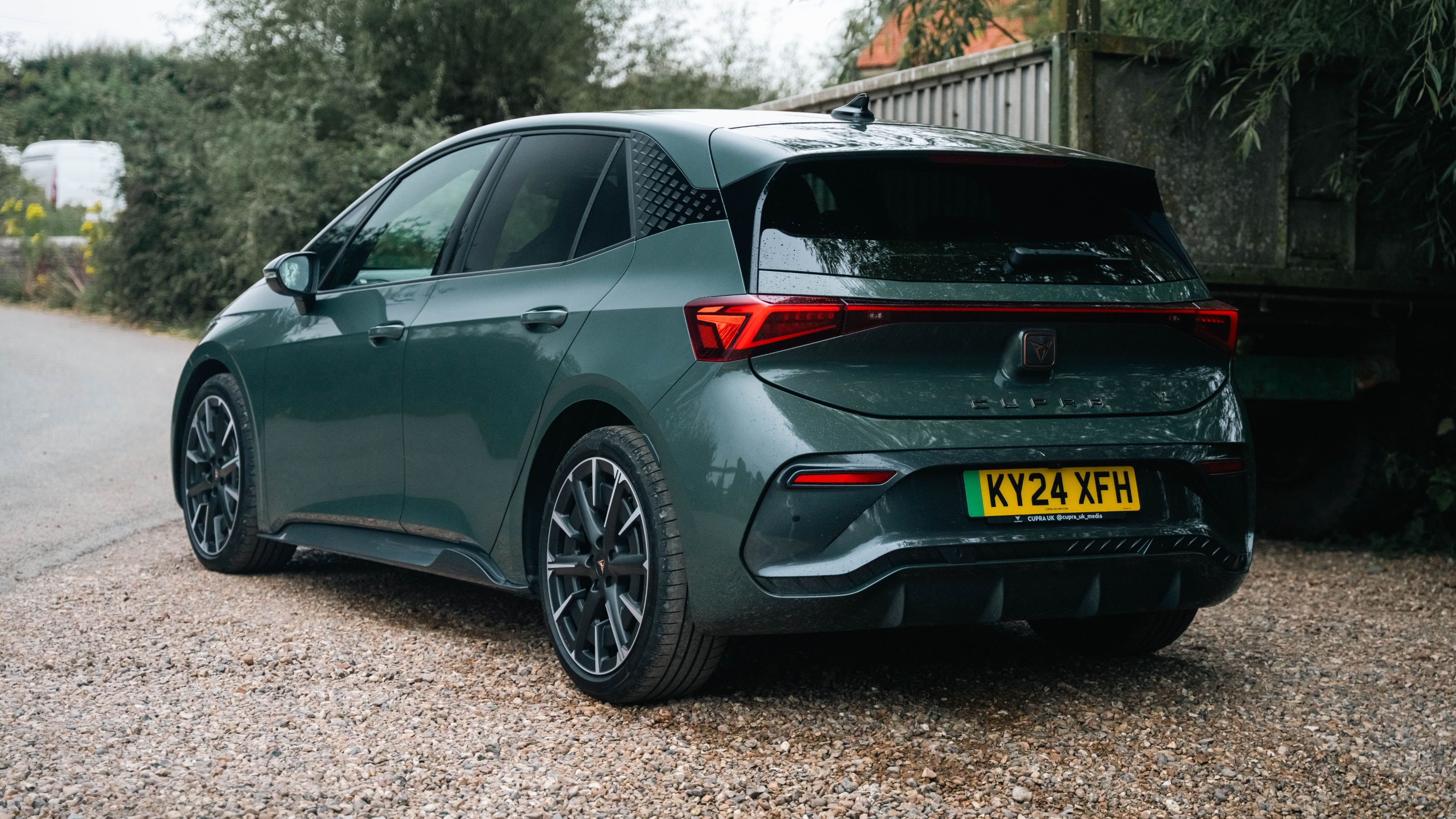 Cupra Born VZ – rear