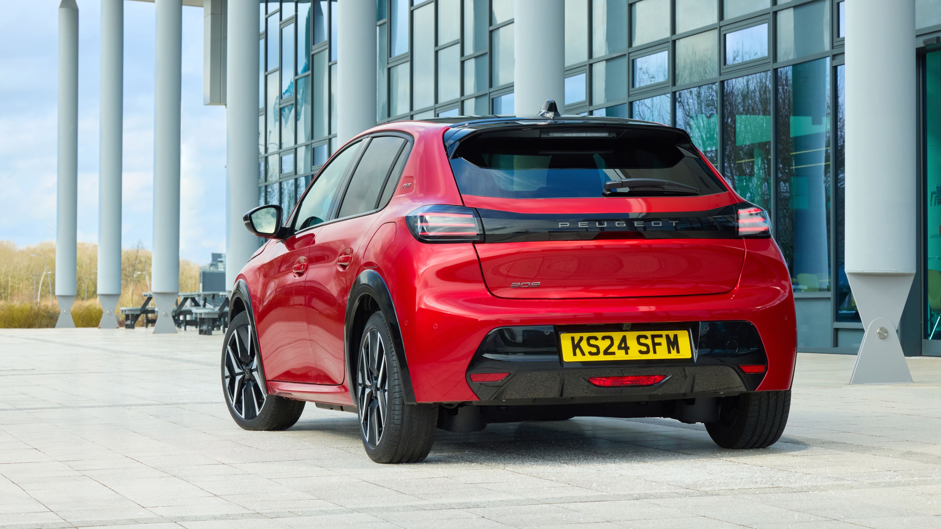 Best small cars 2025 – 208