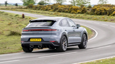 Porsche Cayenne Turbo E-Hybrid – rear