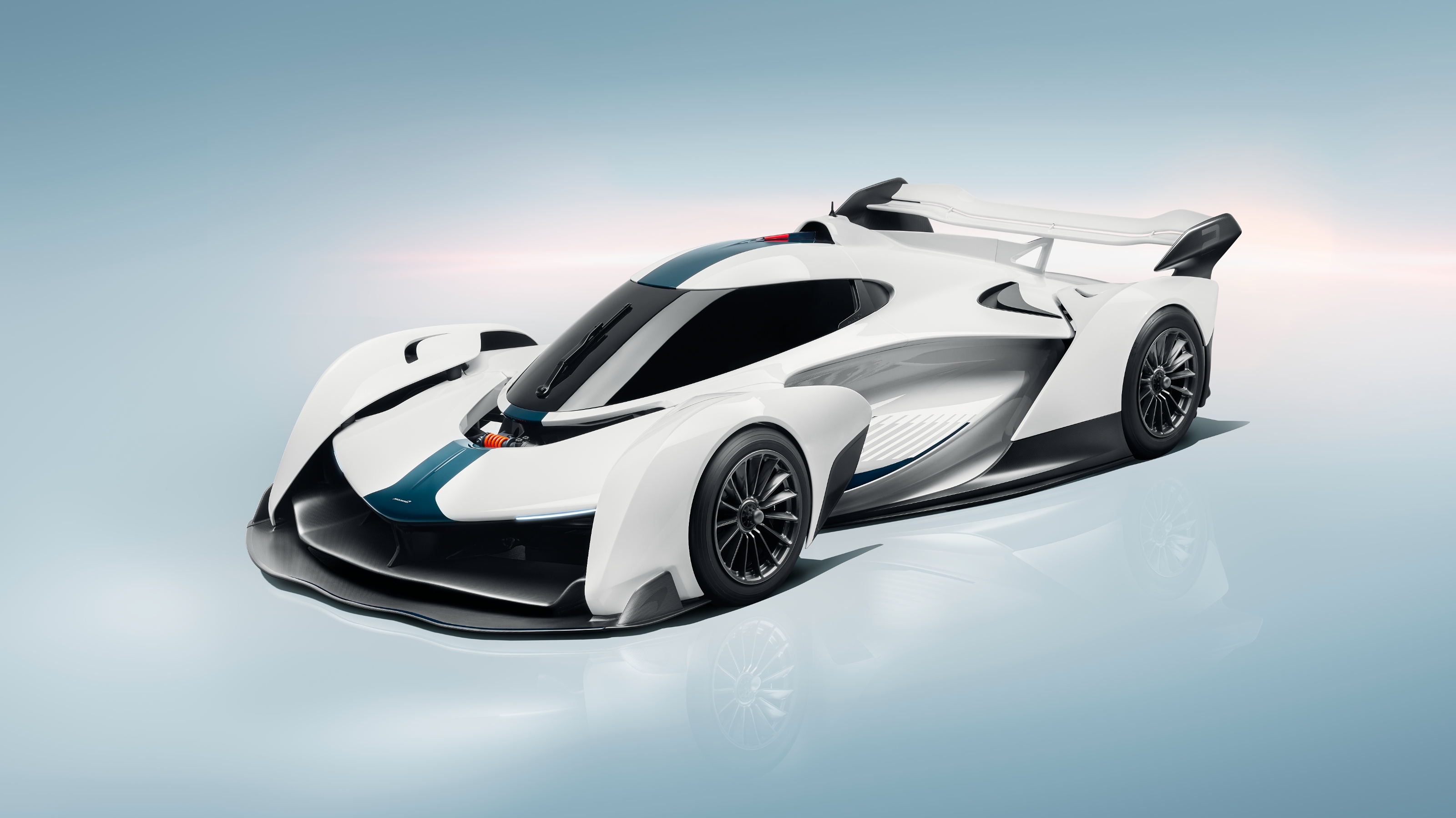McLaren Solus GT