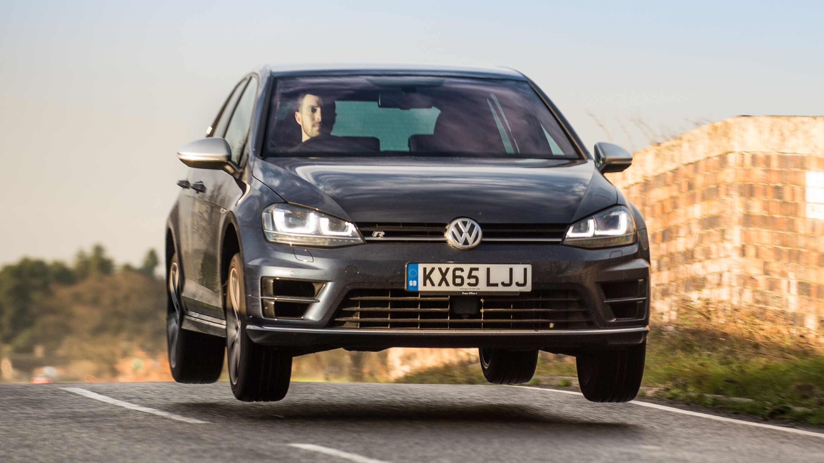 Volkswagen Golf R (Mk7) front