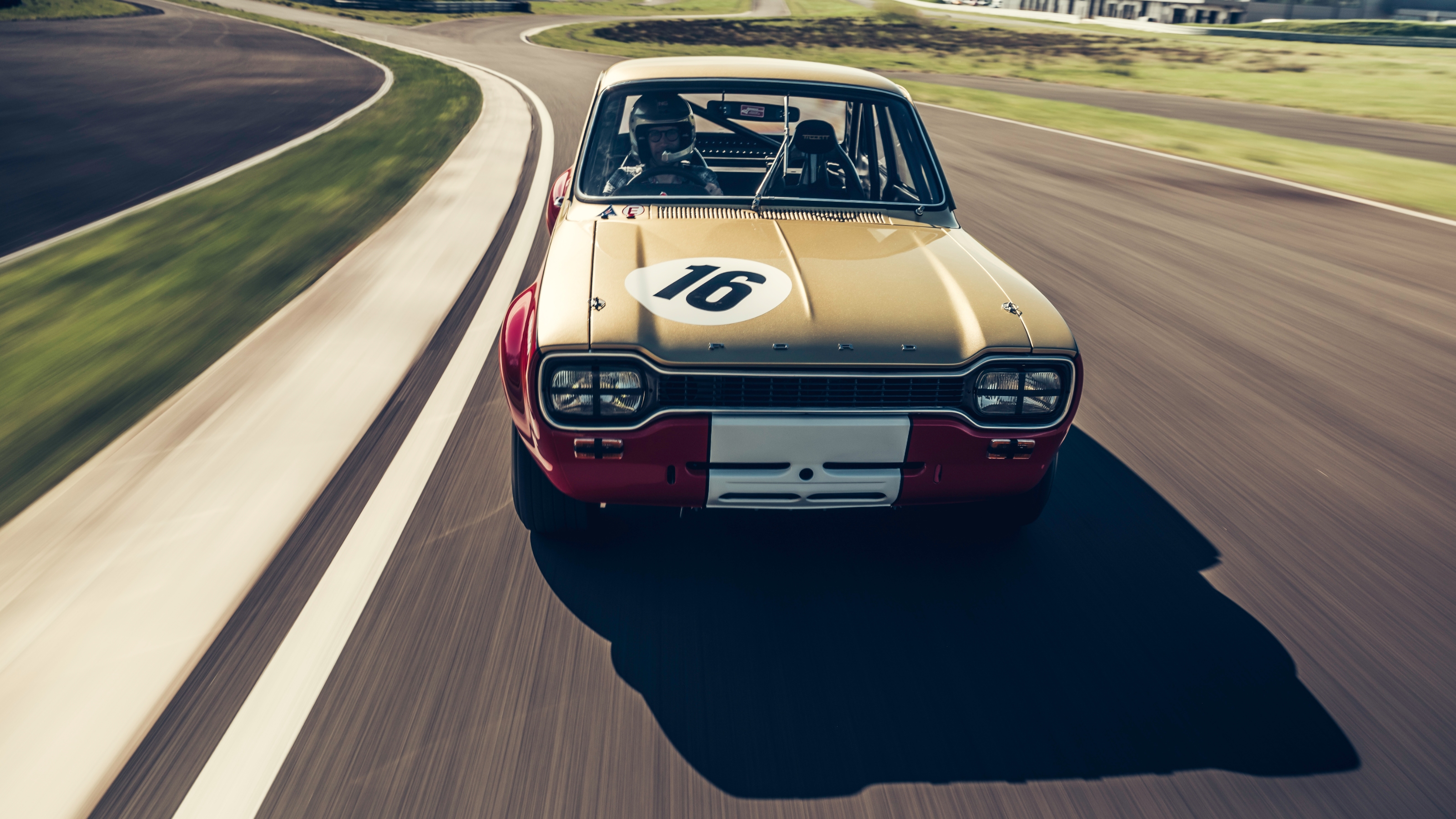 Ford Escort Alan Mann 68 – front