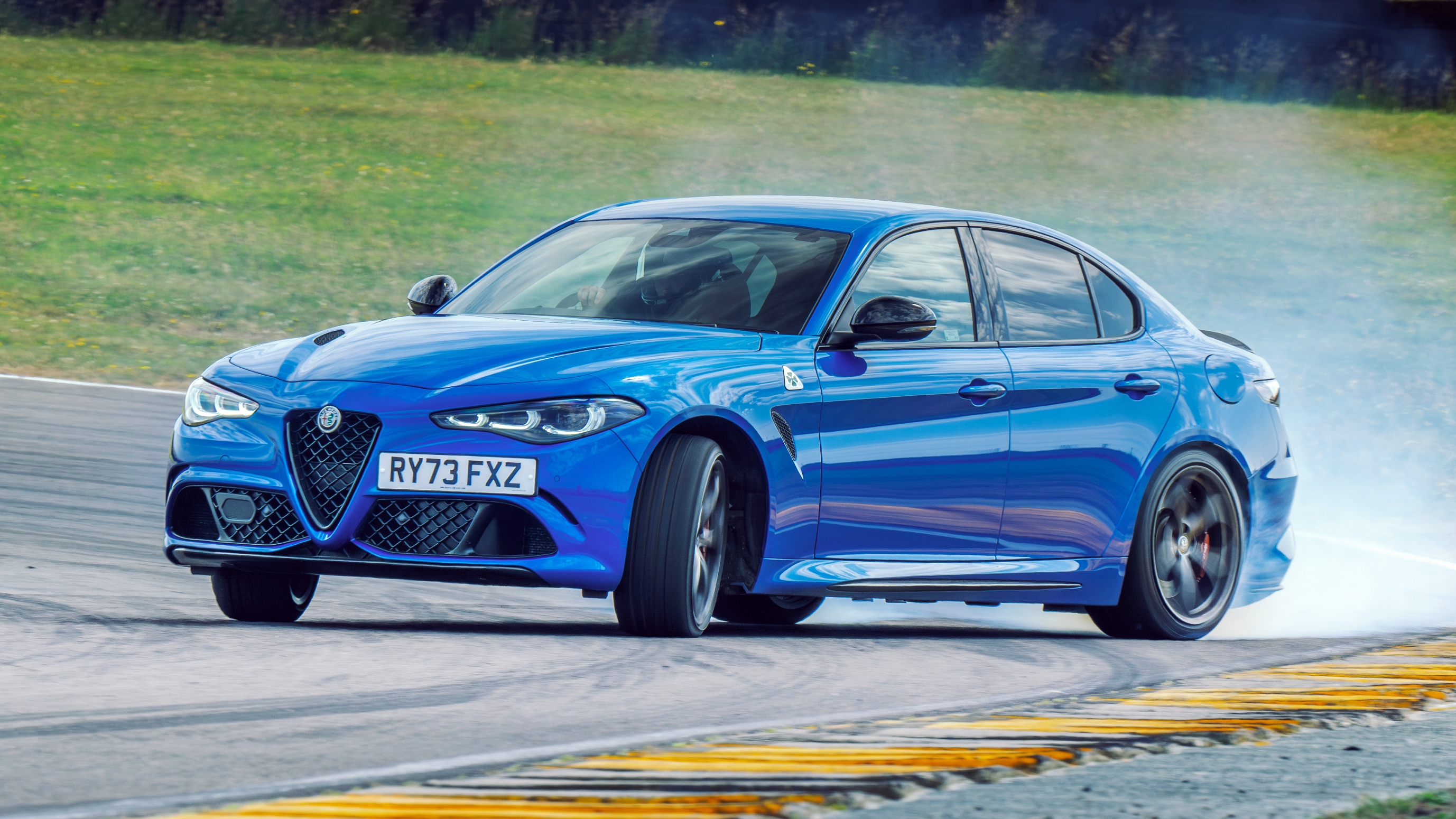 Alfa Romeo Giulia Quadrifoglio – front