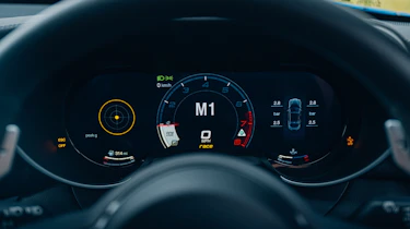 Alfa Romeo Giulia Quadrifoglio – interior details
