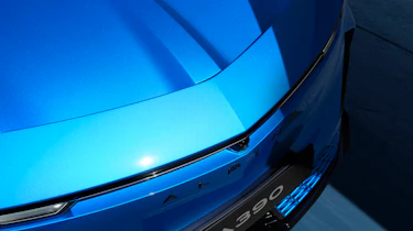 Alpine A390