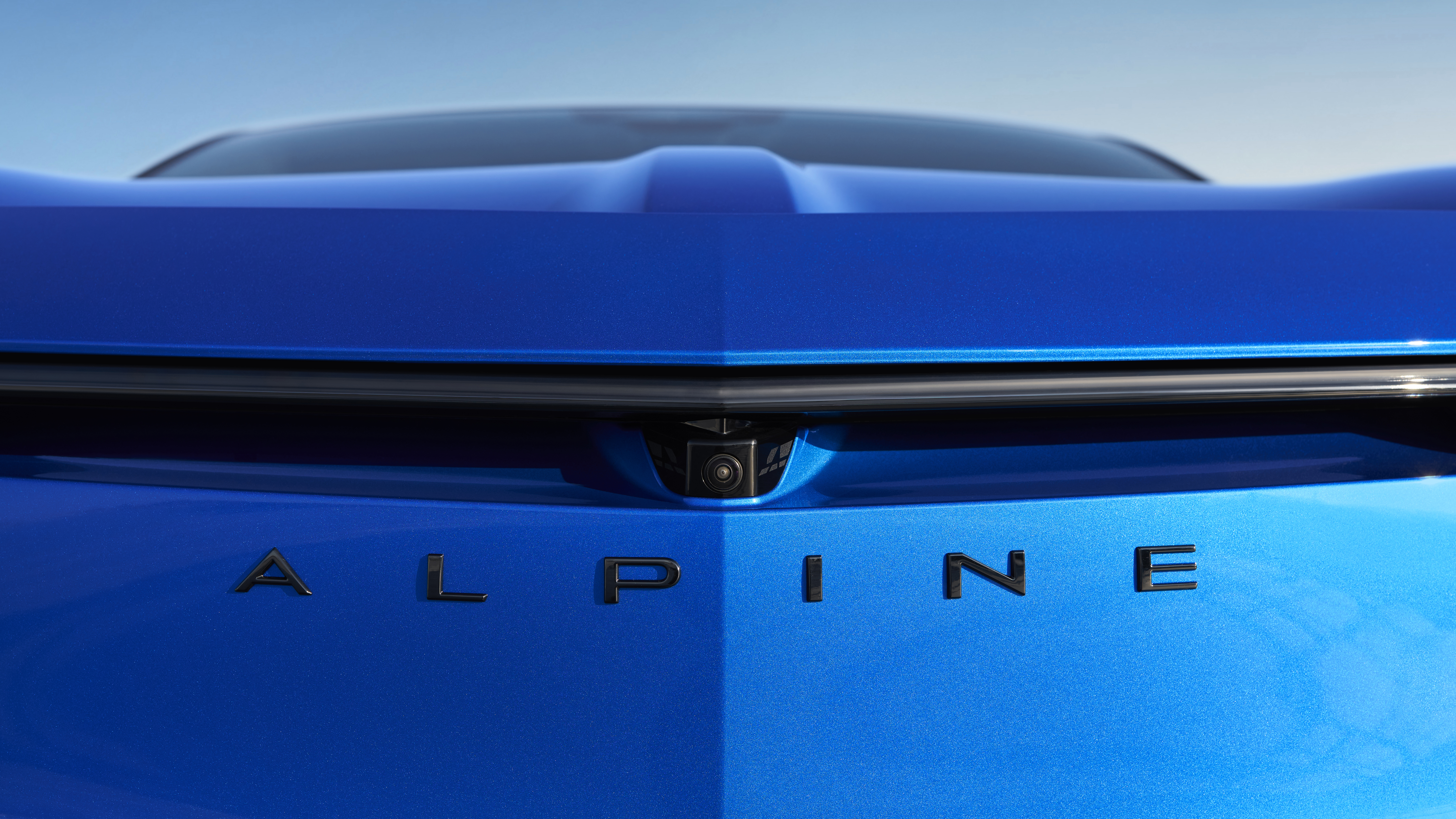 Alpine A390