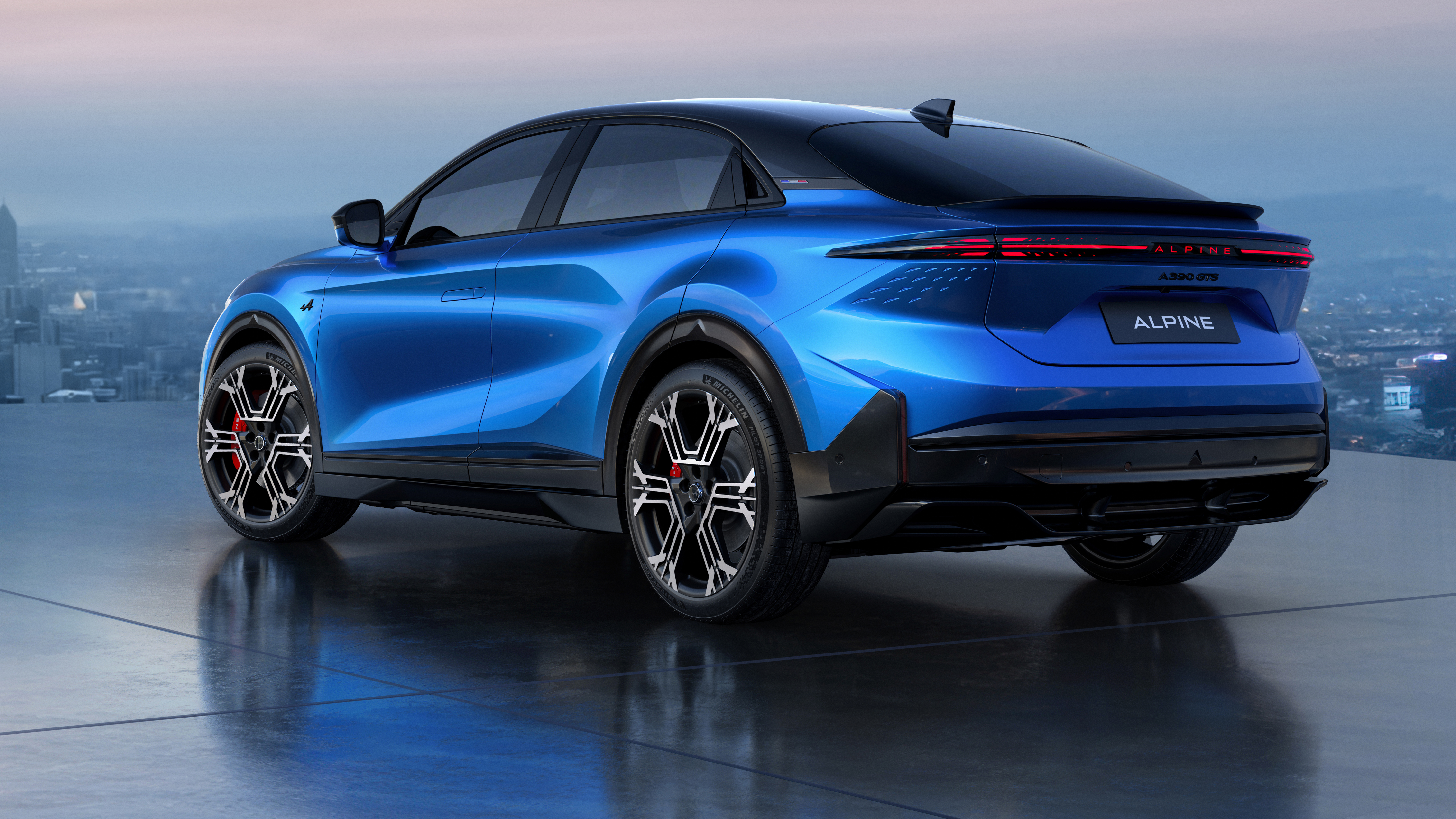 Alpine A390
