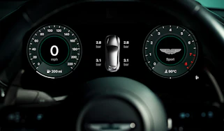 Aston Martin Apple CarPlay Ultra