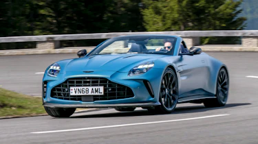 Aston Martin Vantage Roadster front