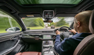 Audi S8 – interior