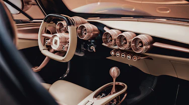 De Tomaso P72 – interior