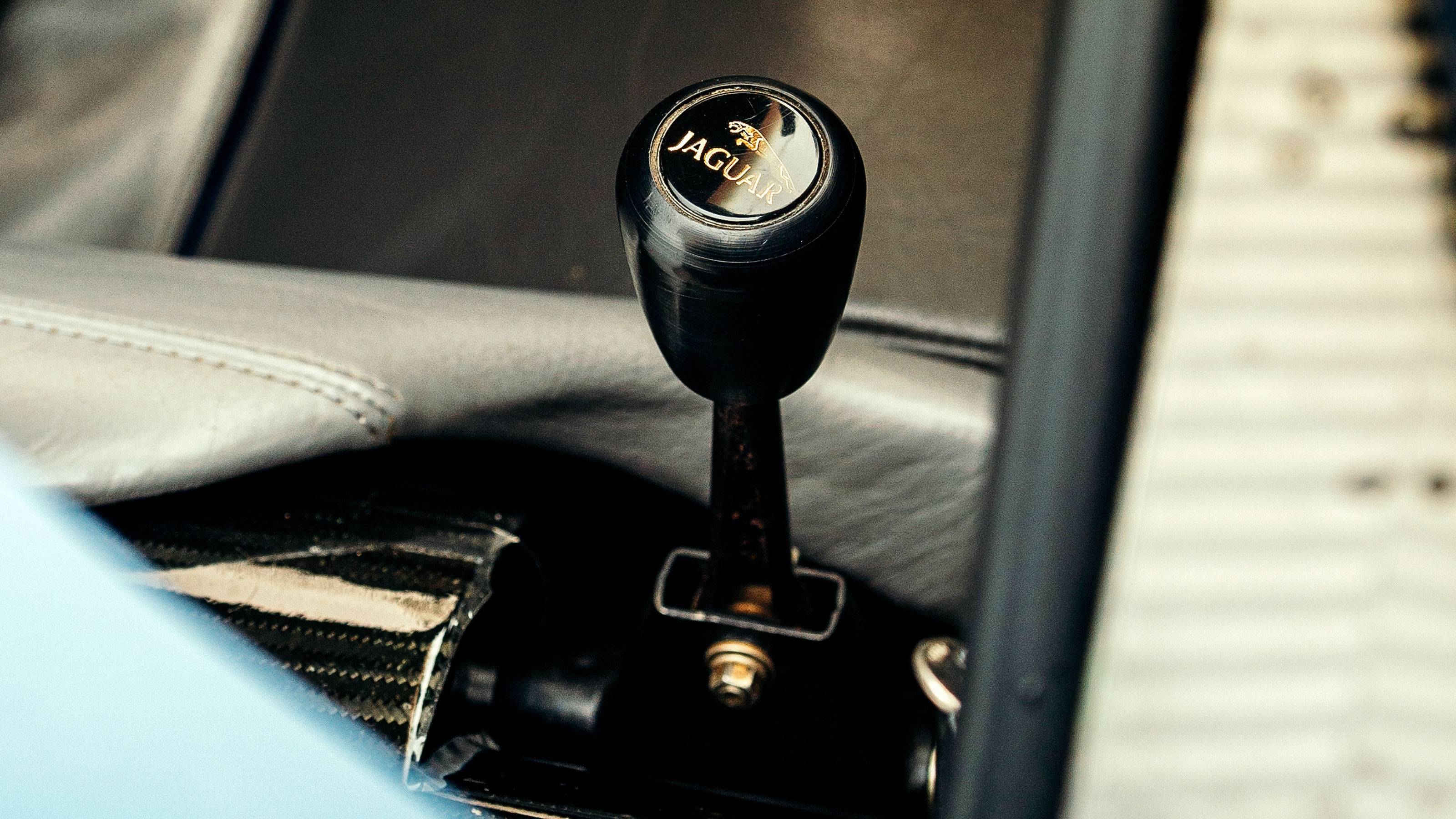 Jaguar XJR-15 interior details