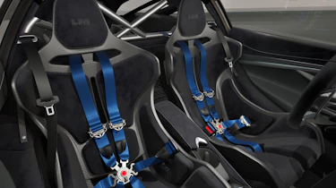 McLaren 750S Le Mans – interior