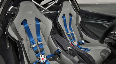 McLaren 750S Le Mans – interior