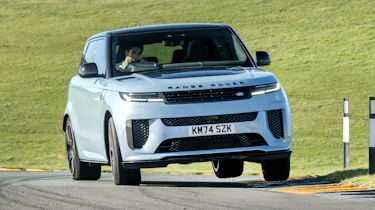 Range Rover Sport SV – front
