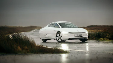 Volkswagen XL1 – front
