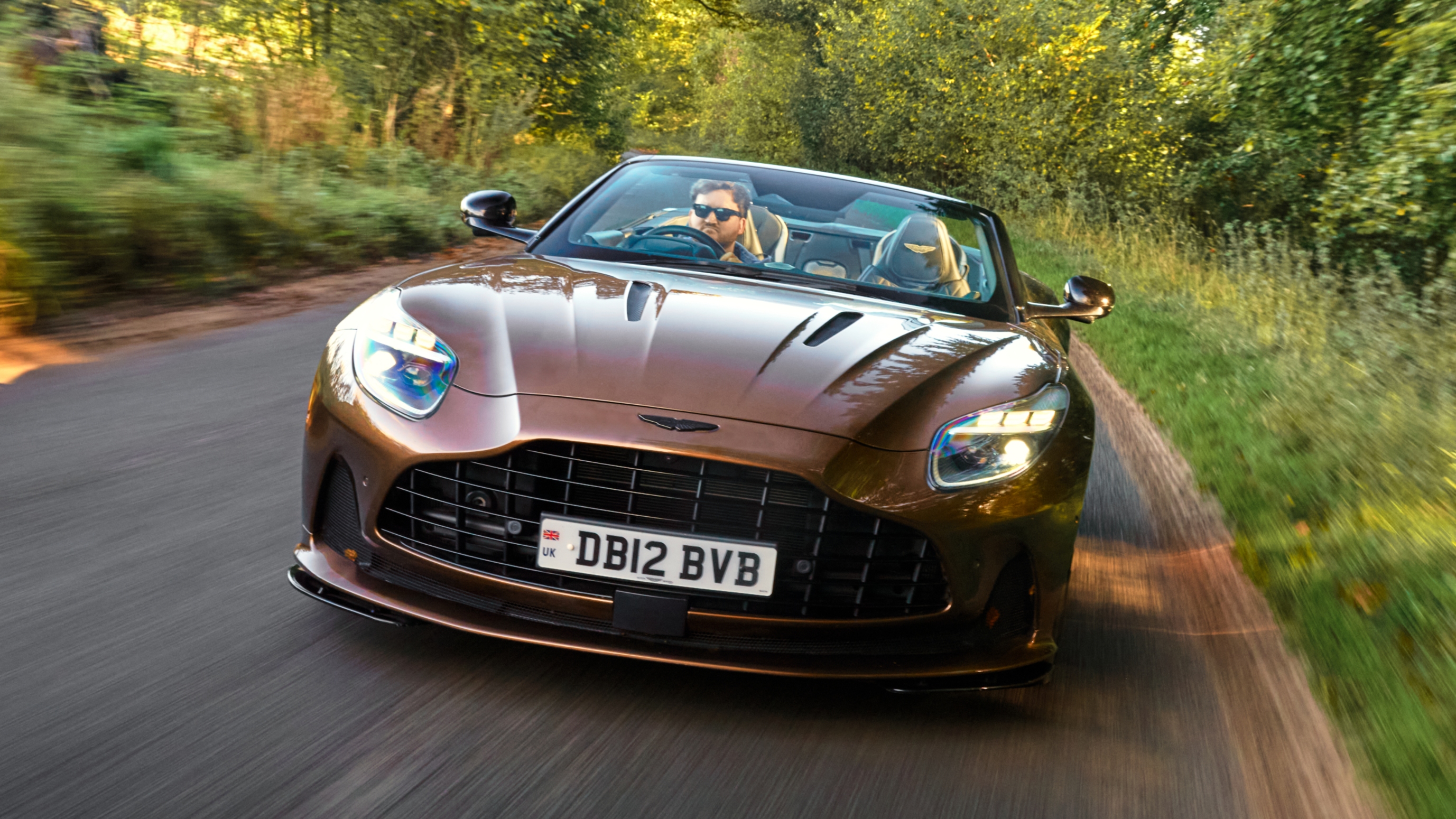 Aston Martin DB12 Volante front