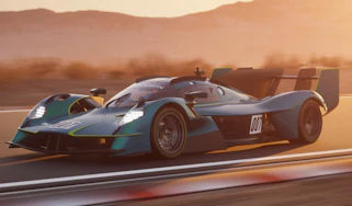 Aston Martin Valkyrie LM – front