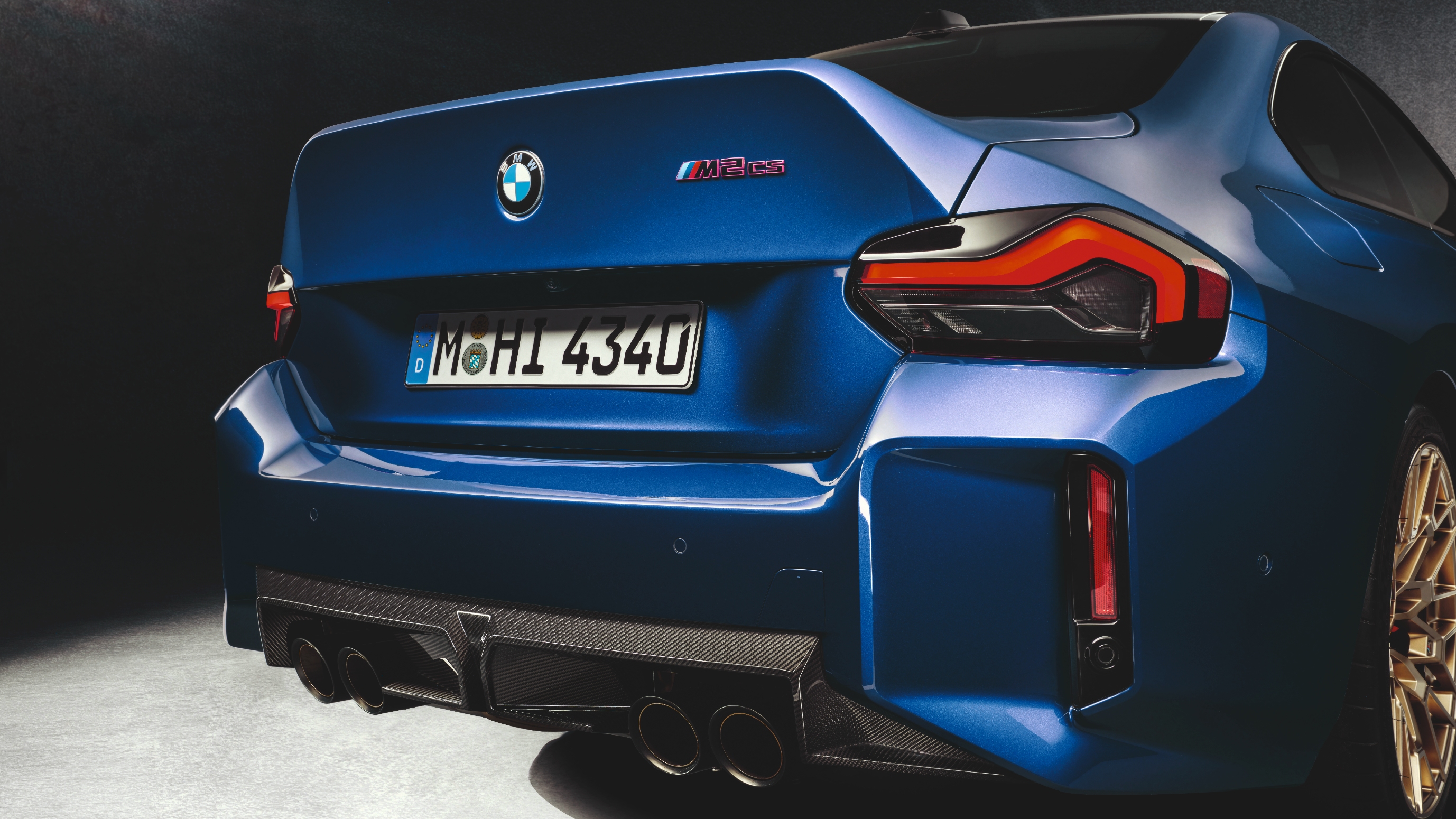 BMW M2 CS rear