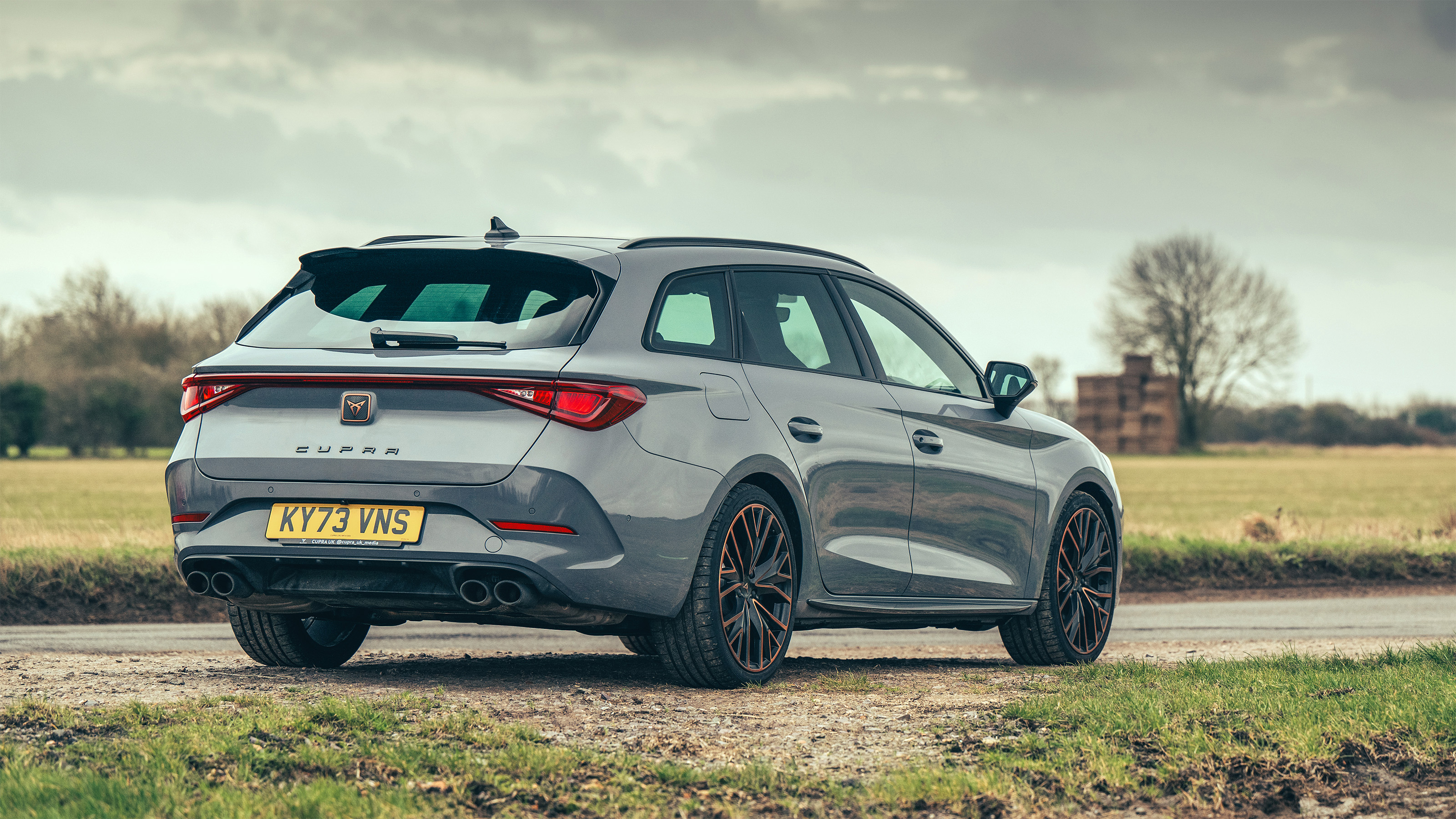 Cupra Leon Estate 310 4Drive – rear