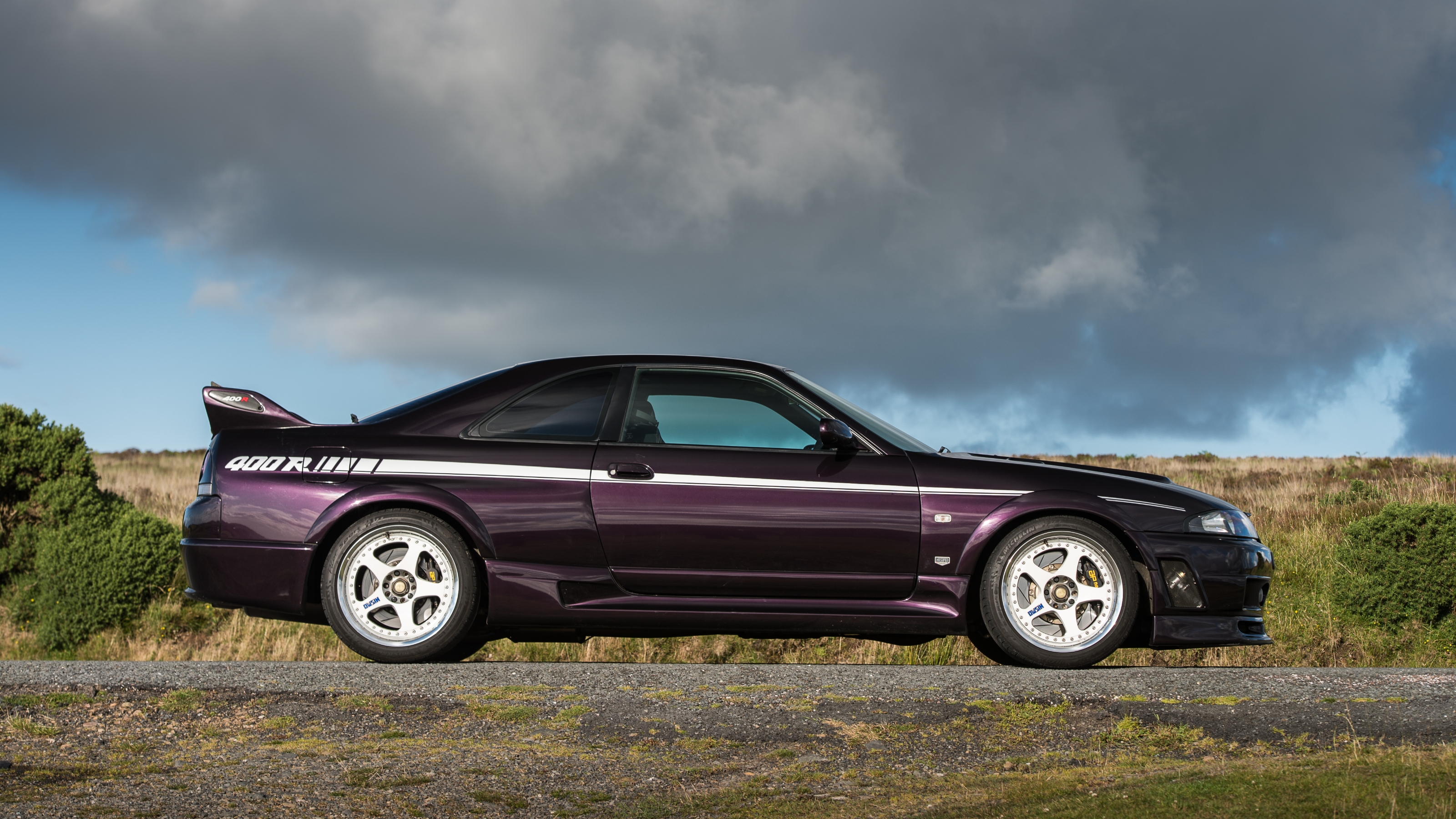 Skyline GT-R Nismo 400R – side
