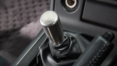 Skyline GT-R Nismo 400R – shifter