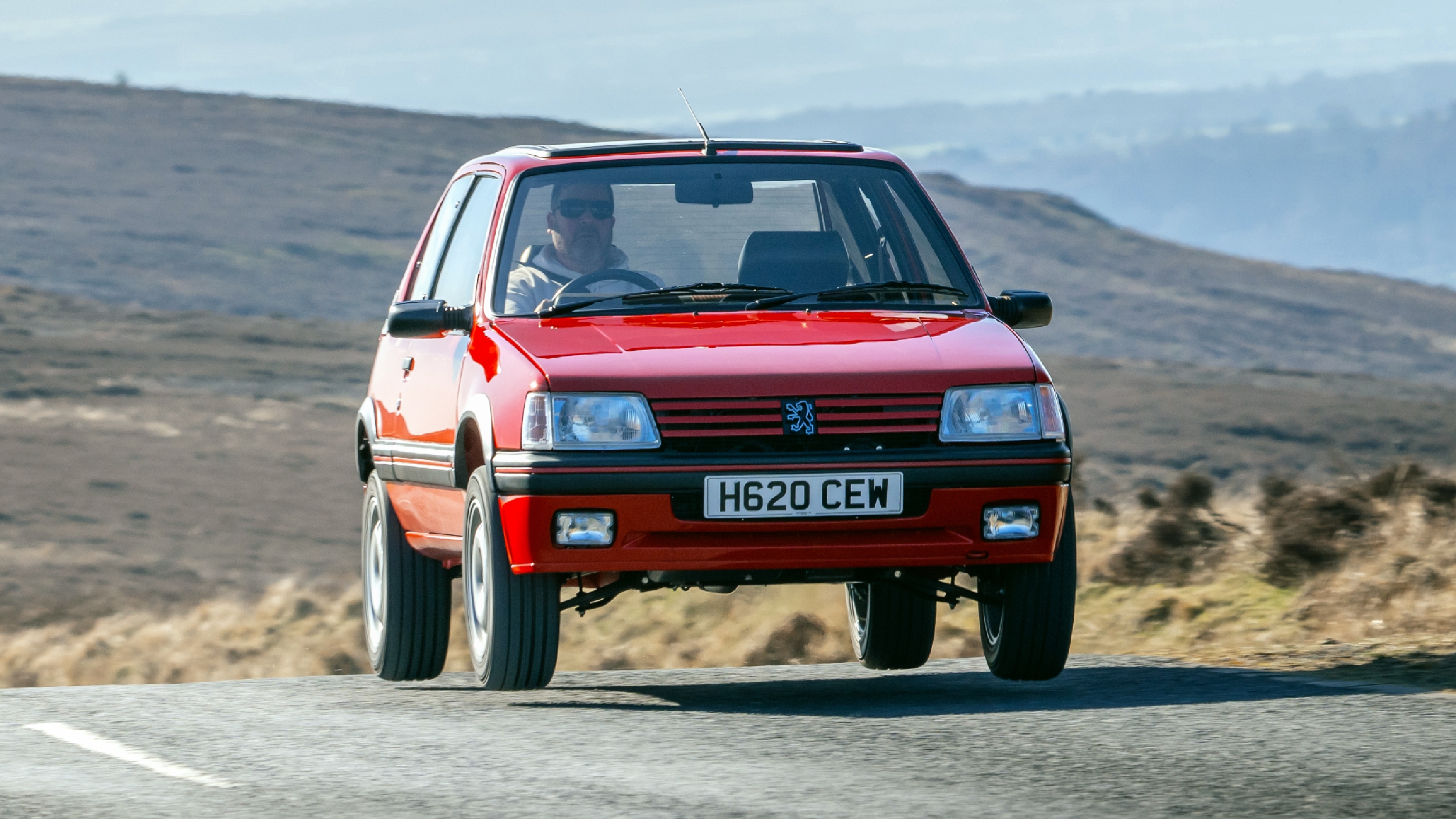 Peugeot 205 GTI front