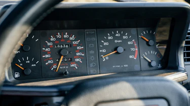 Peugeot 205 GTI – instruments