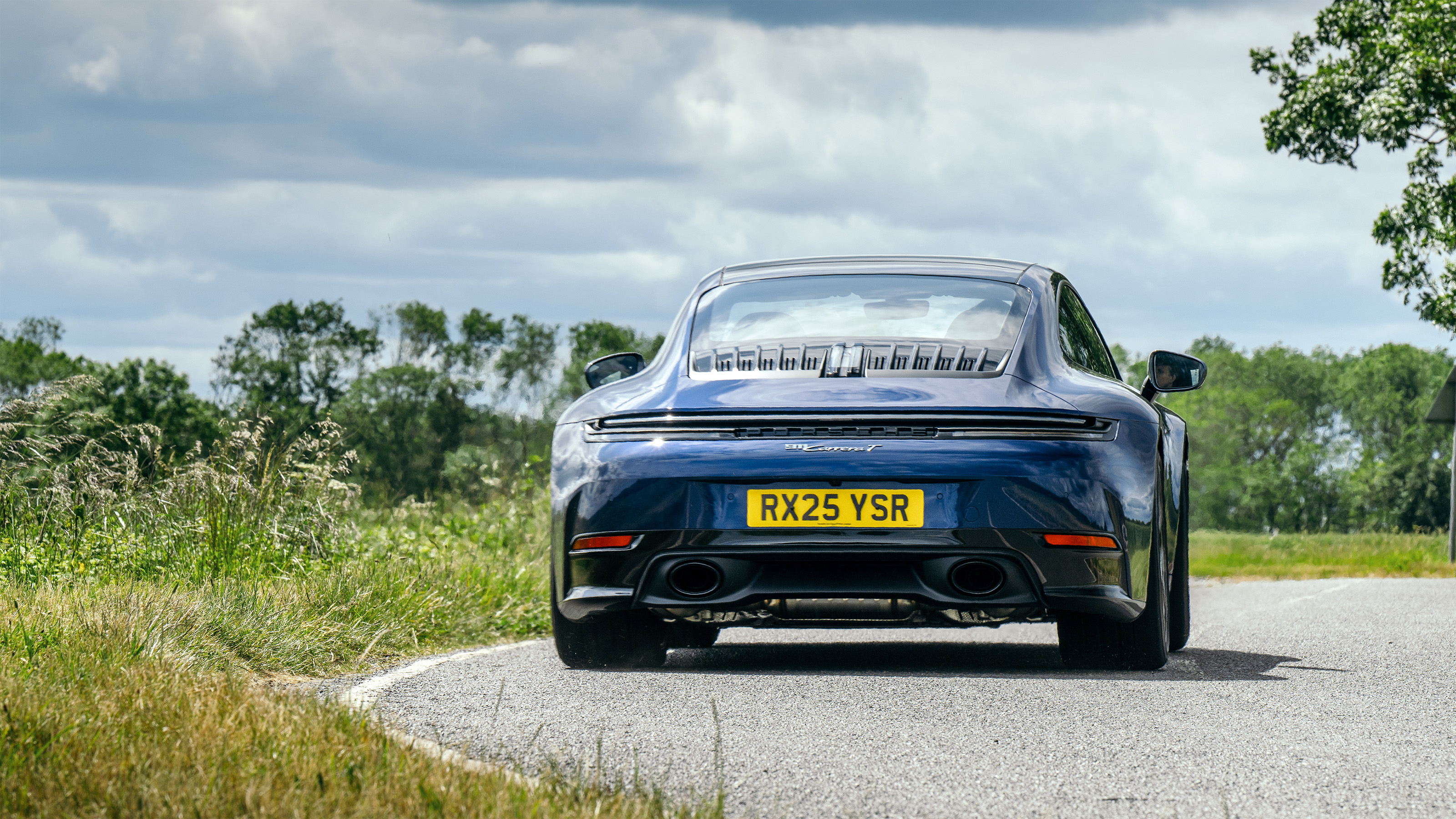 Porsche 911 Carrera T – rear