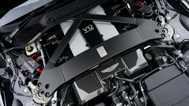 Aston Martin Vanquish Volante engine