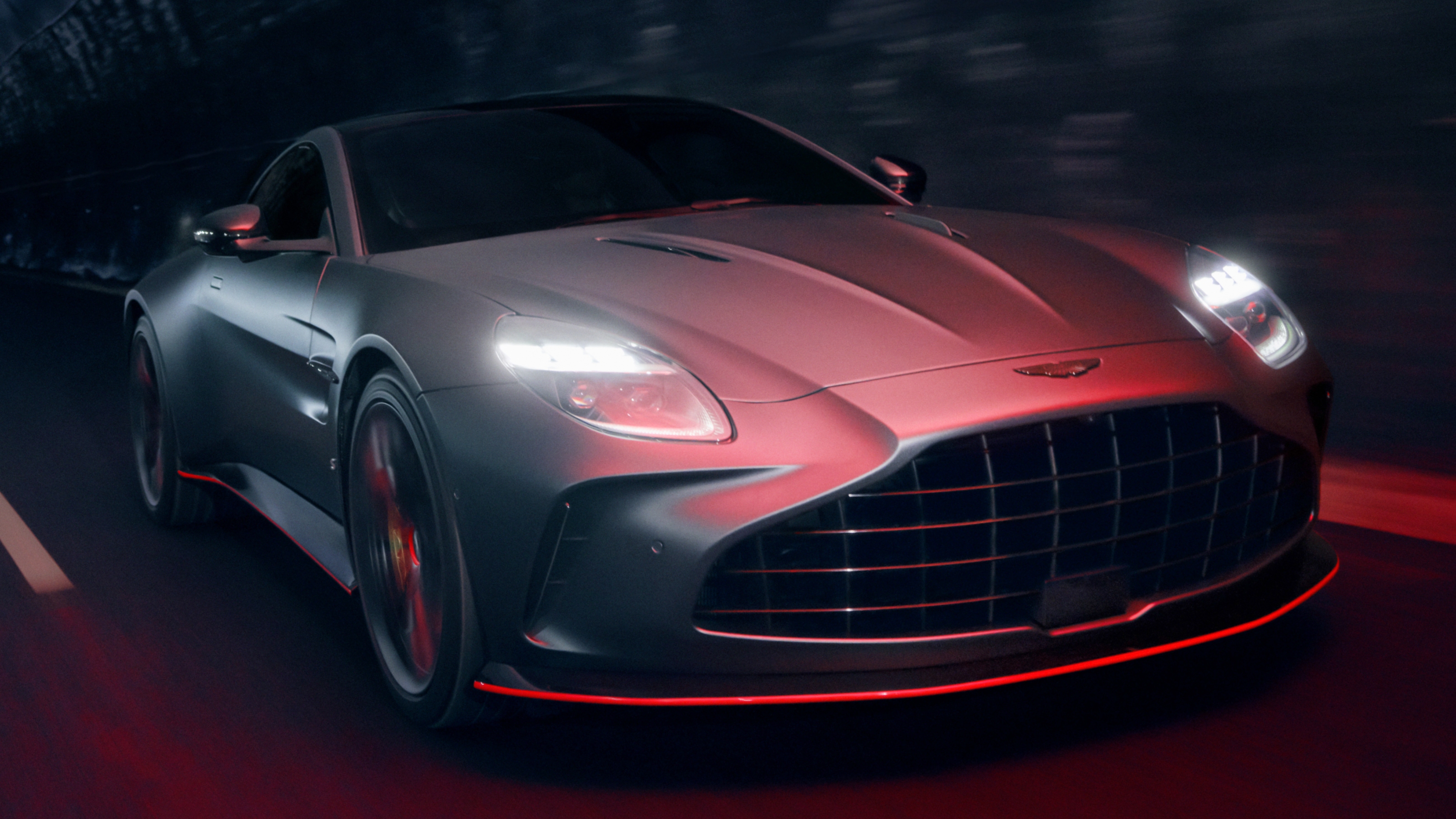 Aston Martin Vantage S front
