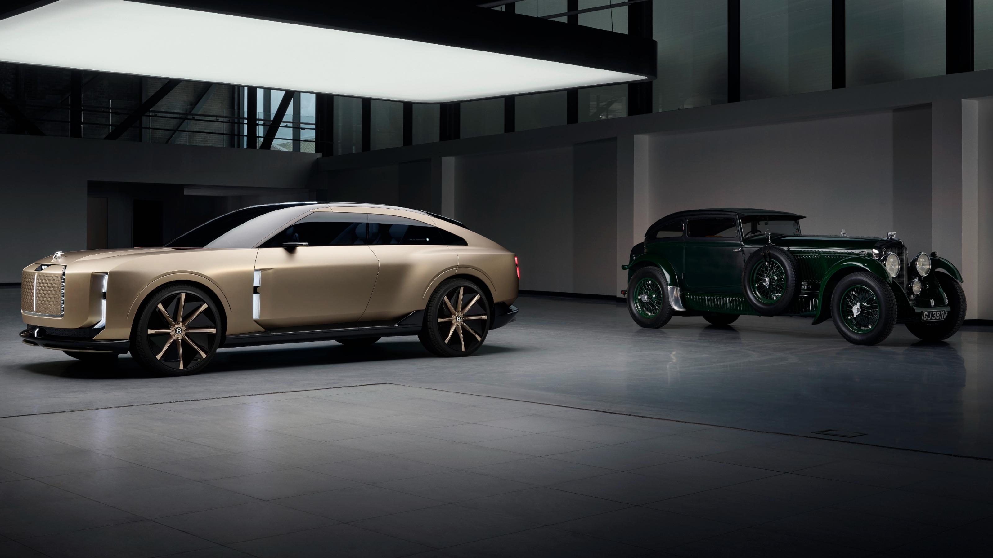Bentley EXP15 Concept front
