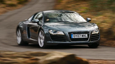 Audi R8 V8