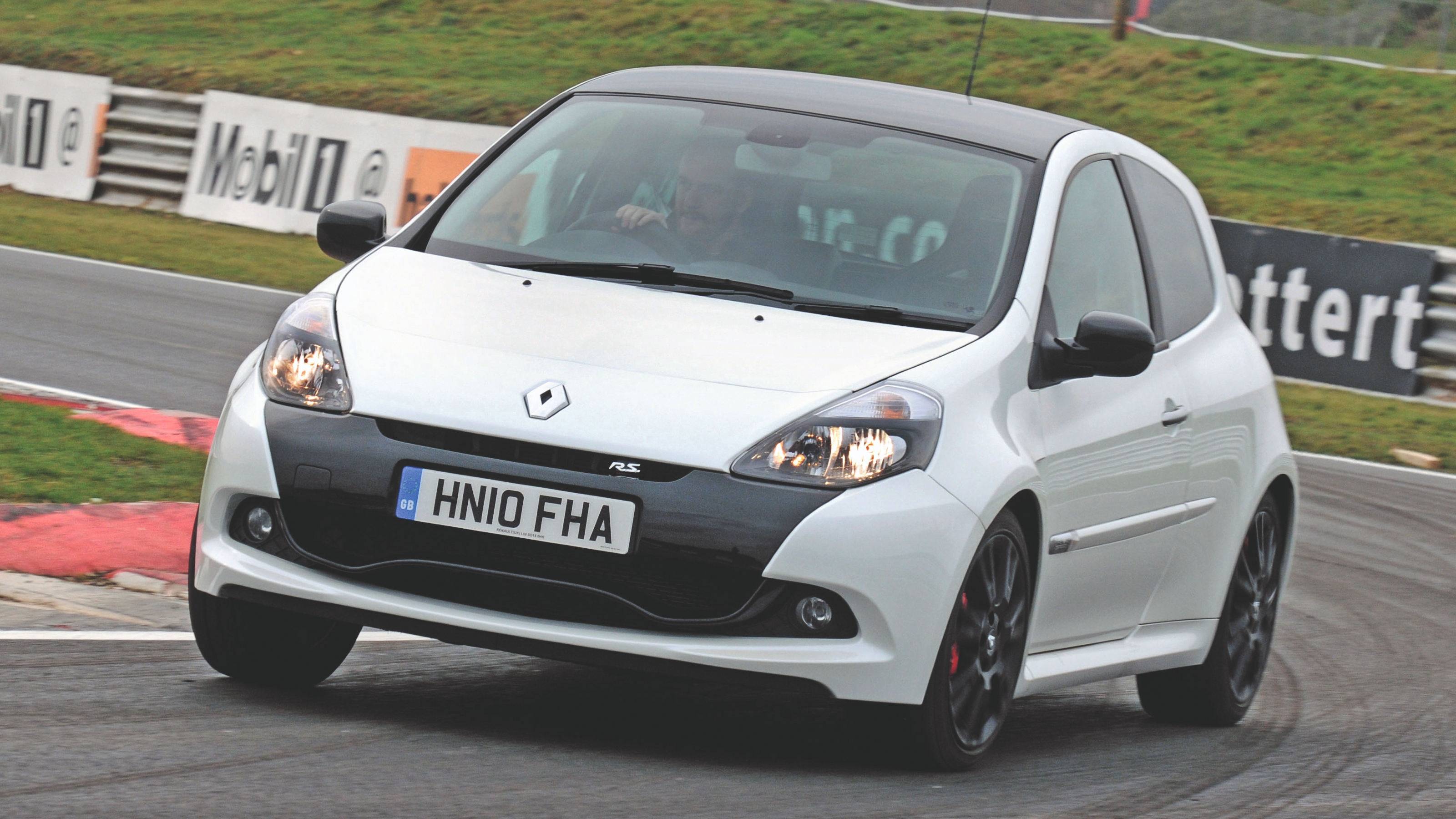 Cheap track cars Clio