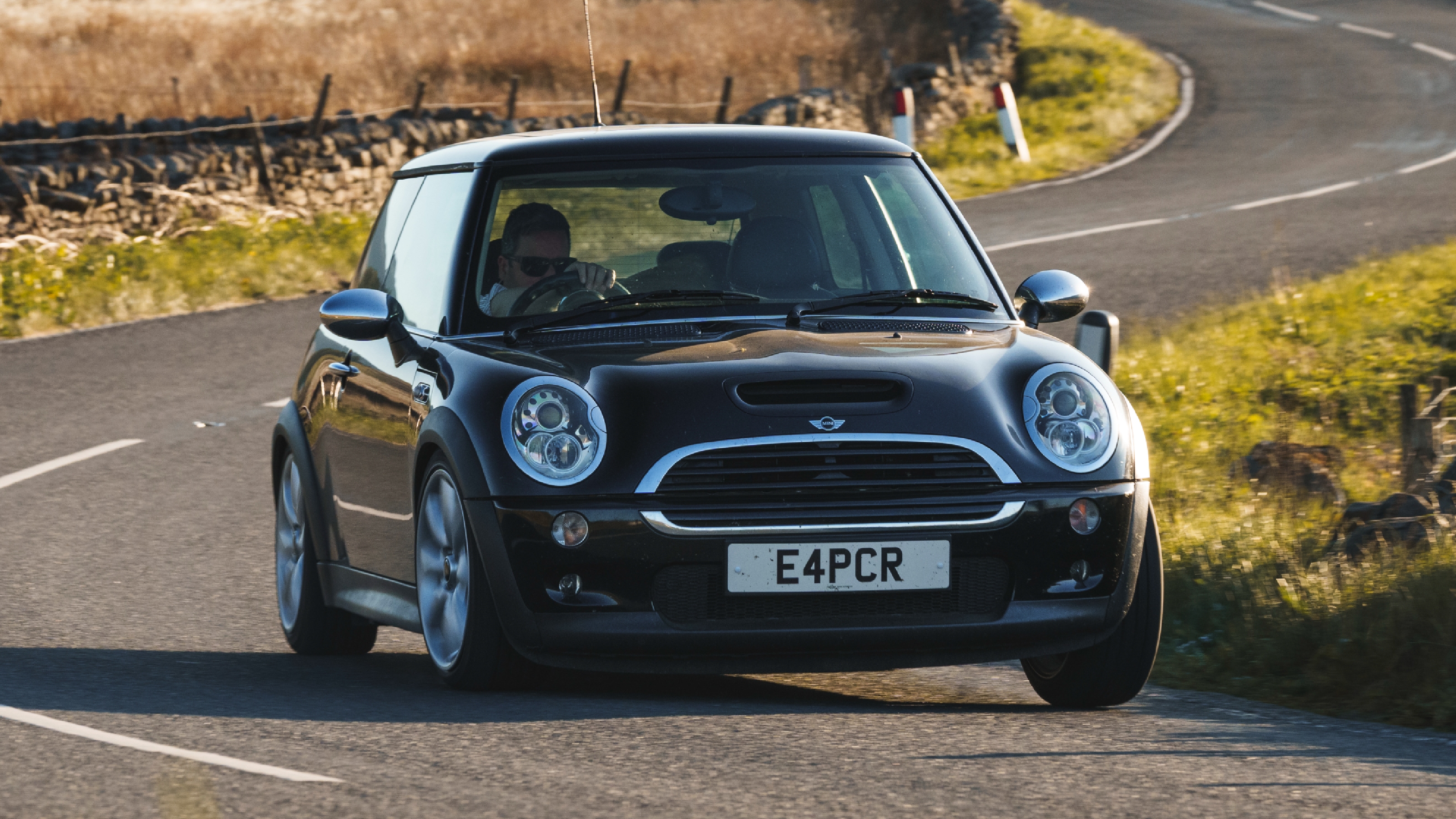 Cheap track cars Mini
