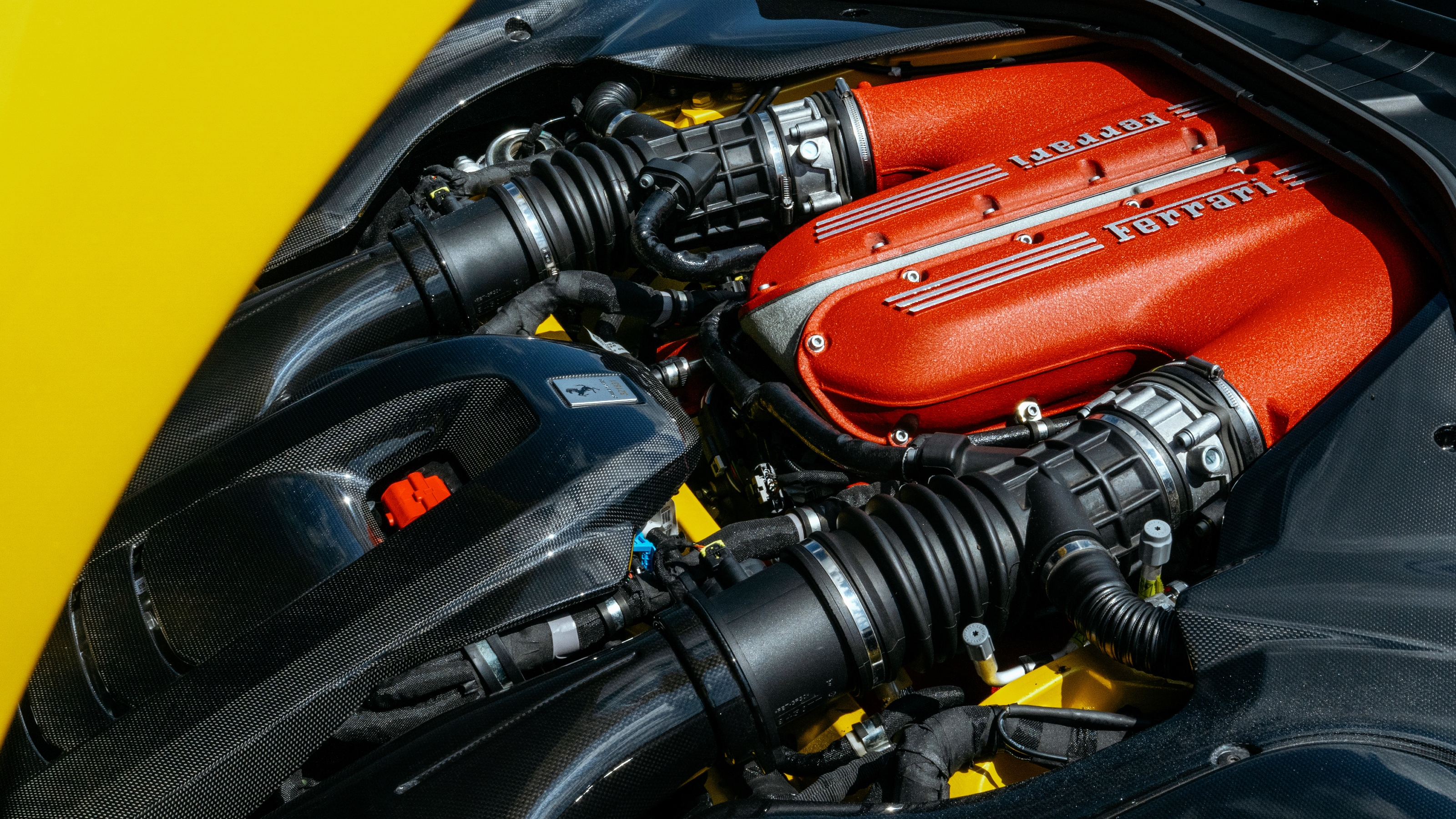 Ferrari 12 Cilindri engine