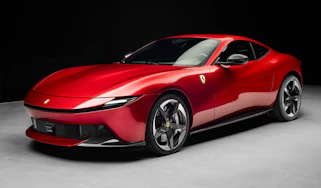Ferrari Amalfi front