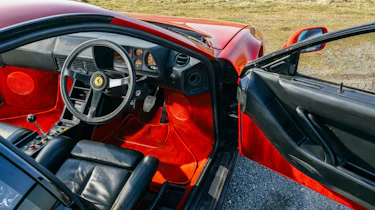 Ferrari Testarossa interior