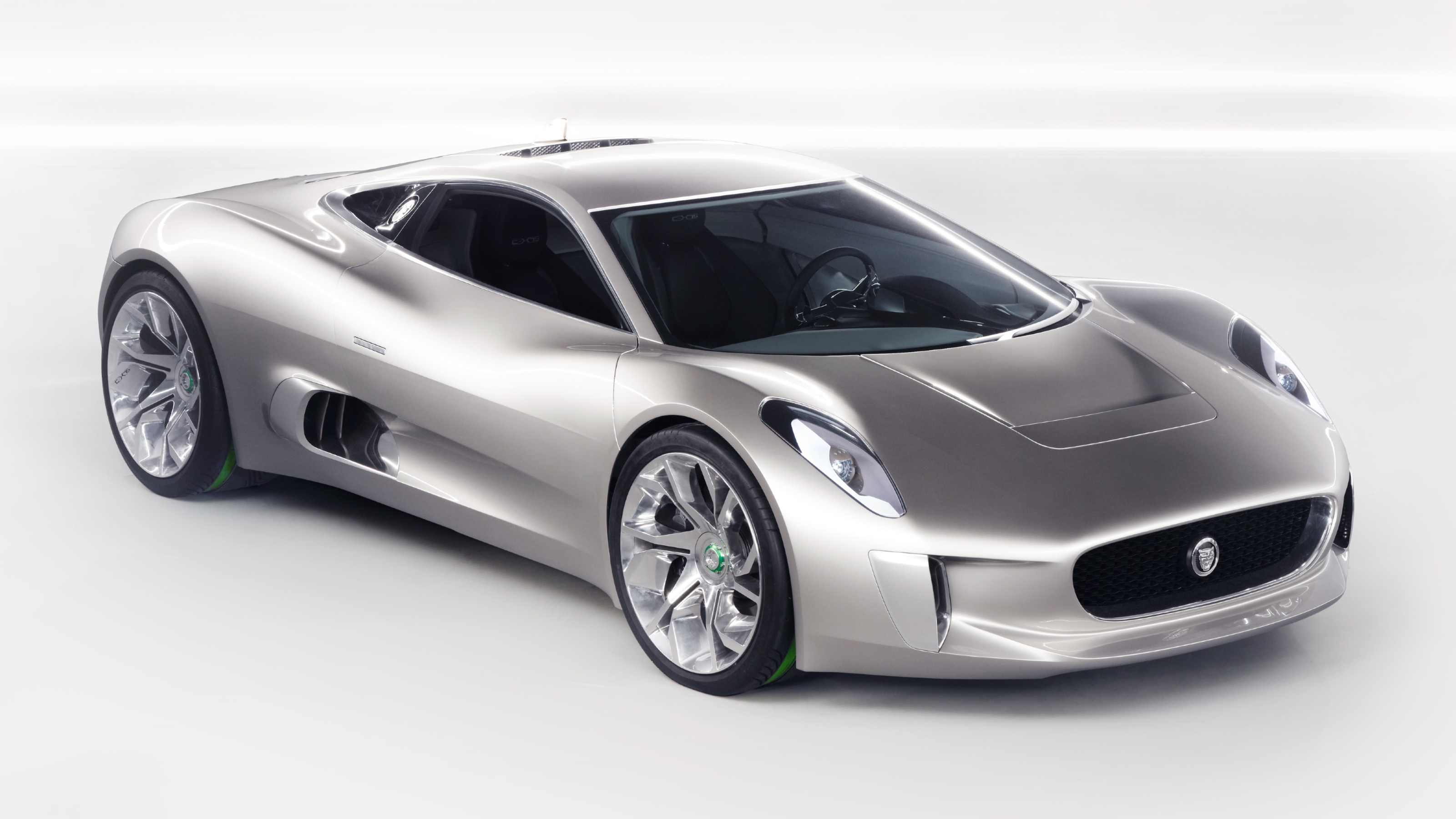 Jaguar C-X75 front