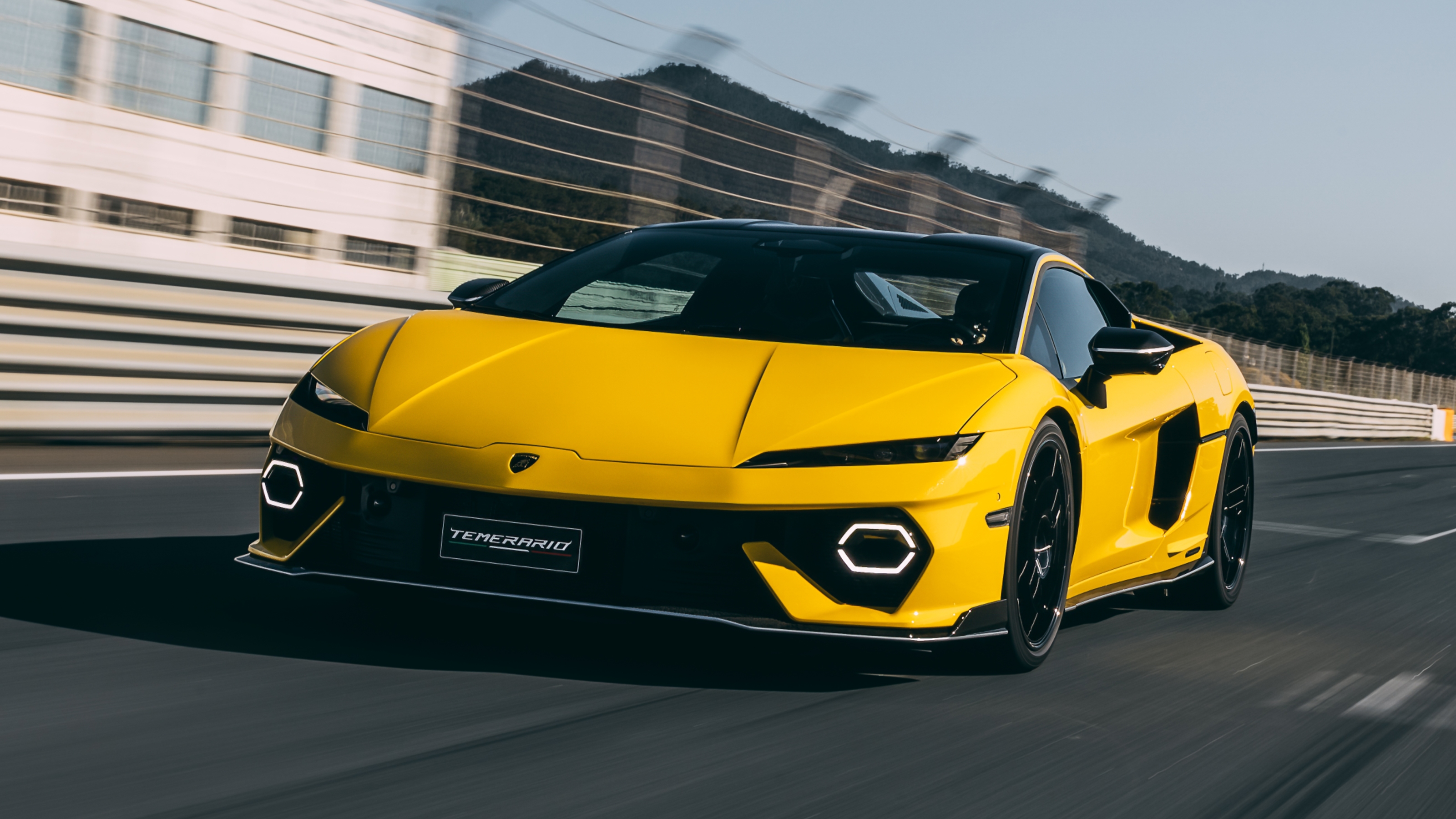 Lamborghini Temerario front