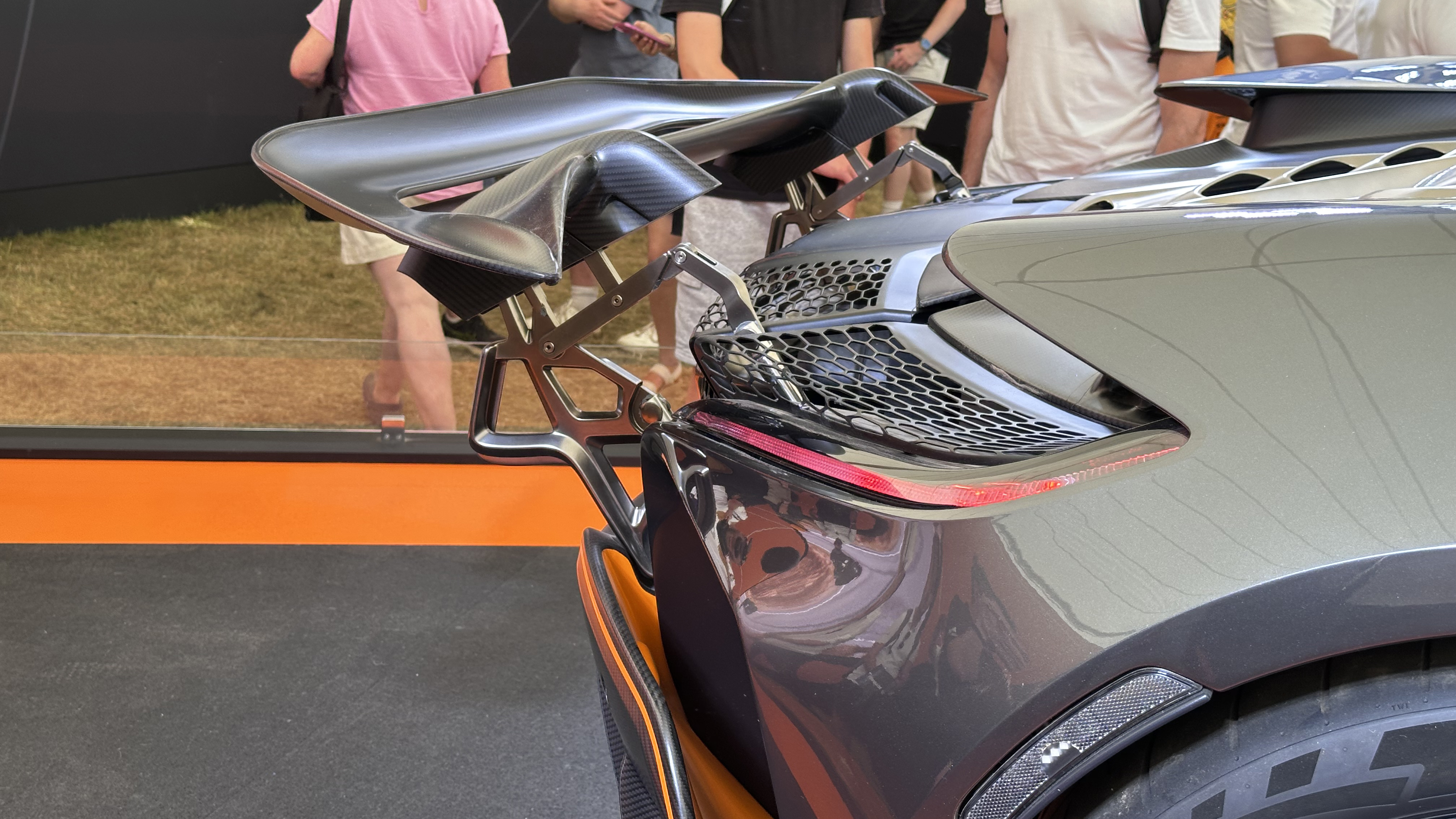 McLaren W1