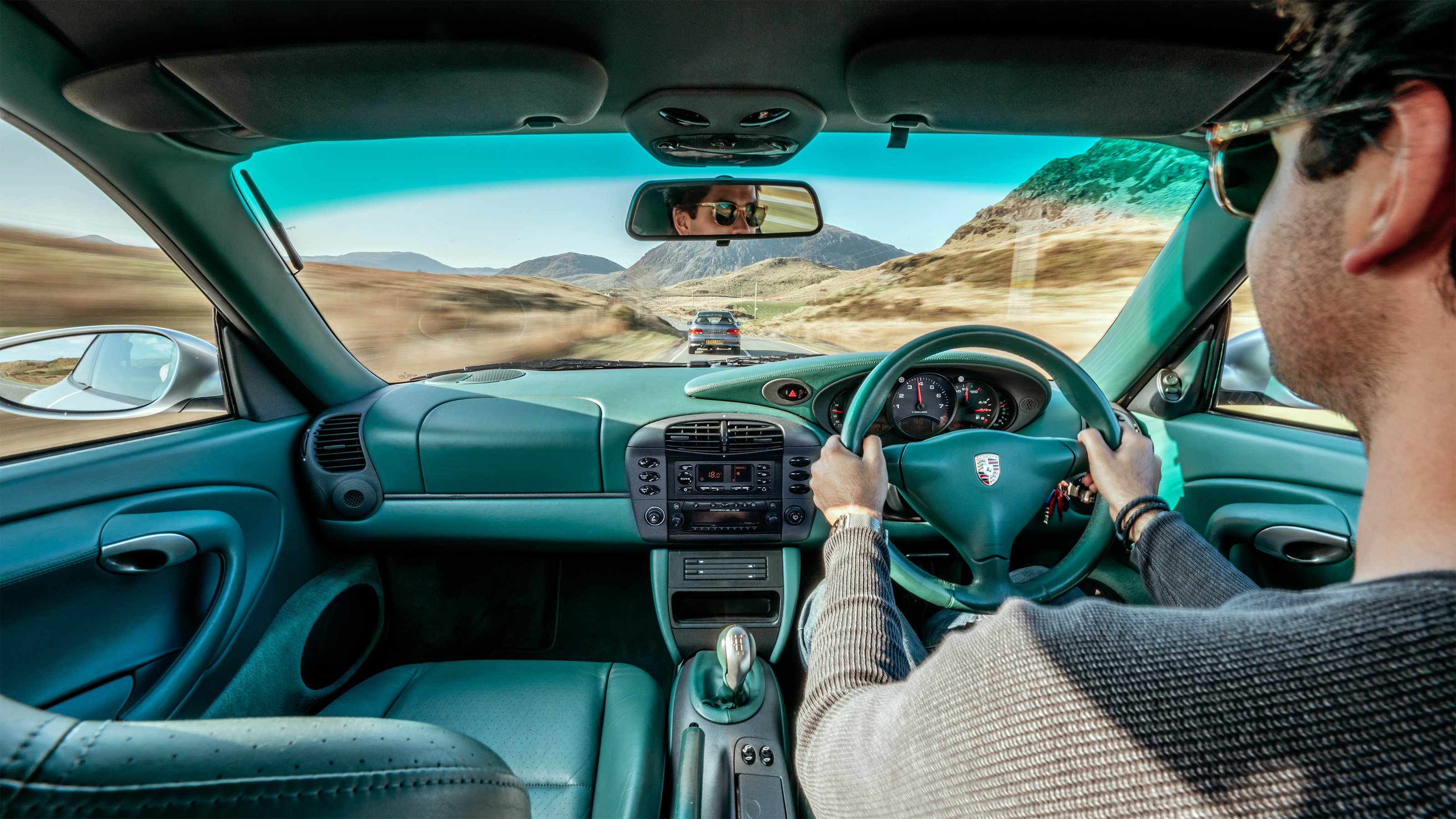 Porsche 911 Carrera (996) – interior 