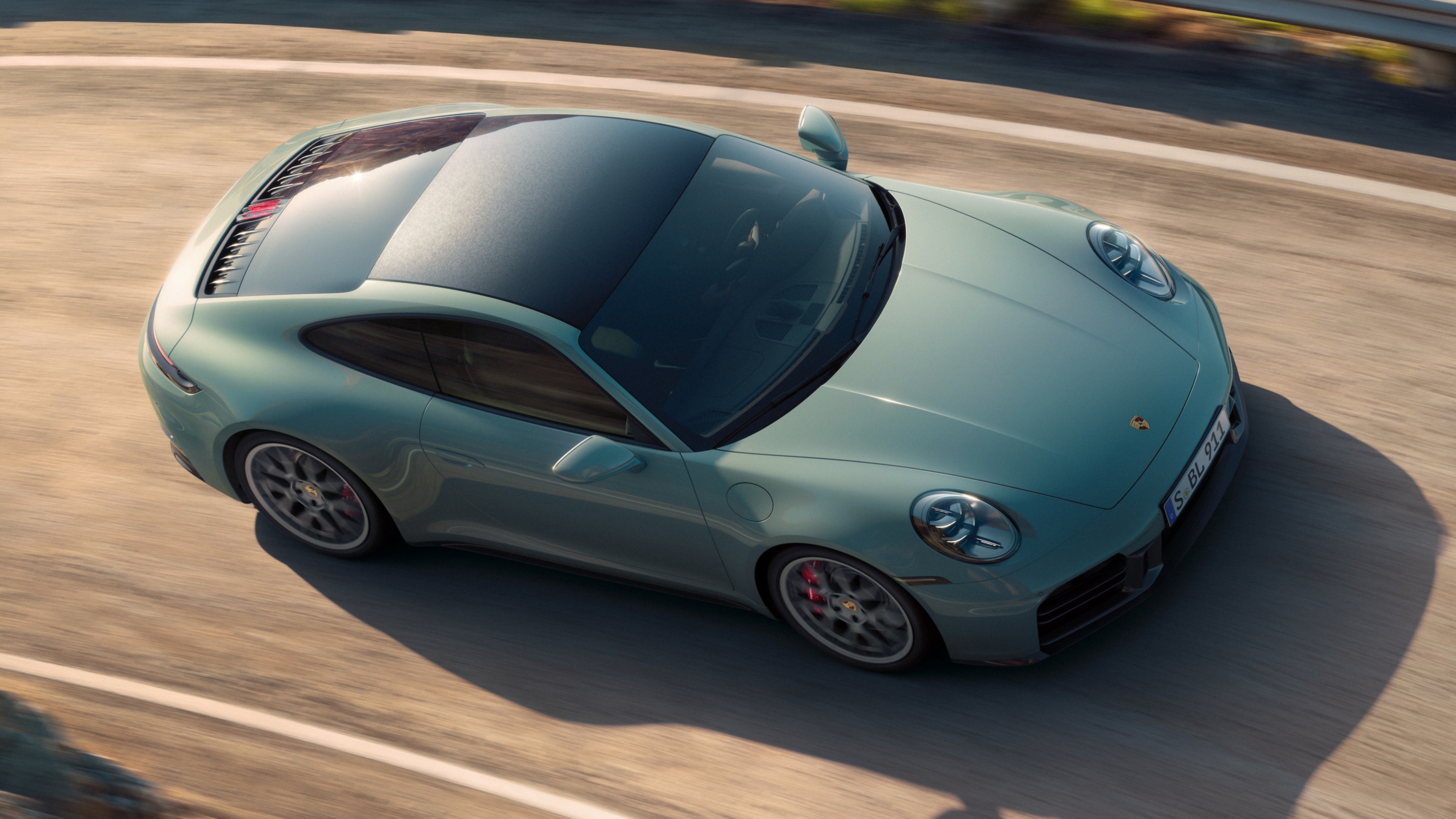 Porsche 911 Carrera 4S front